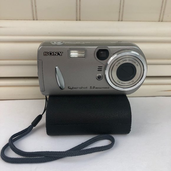 Sony Cameras, Photo & Video Sony Cyber Shot Dsc P92 5 Mega Pixels